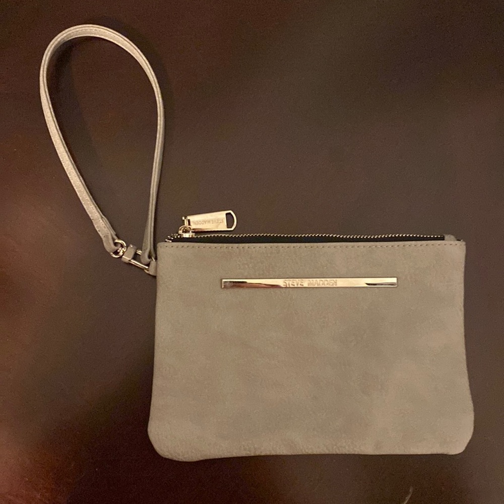 Steve Madden (Knock Off) Grey Wristlet